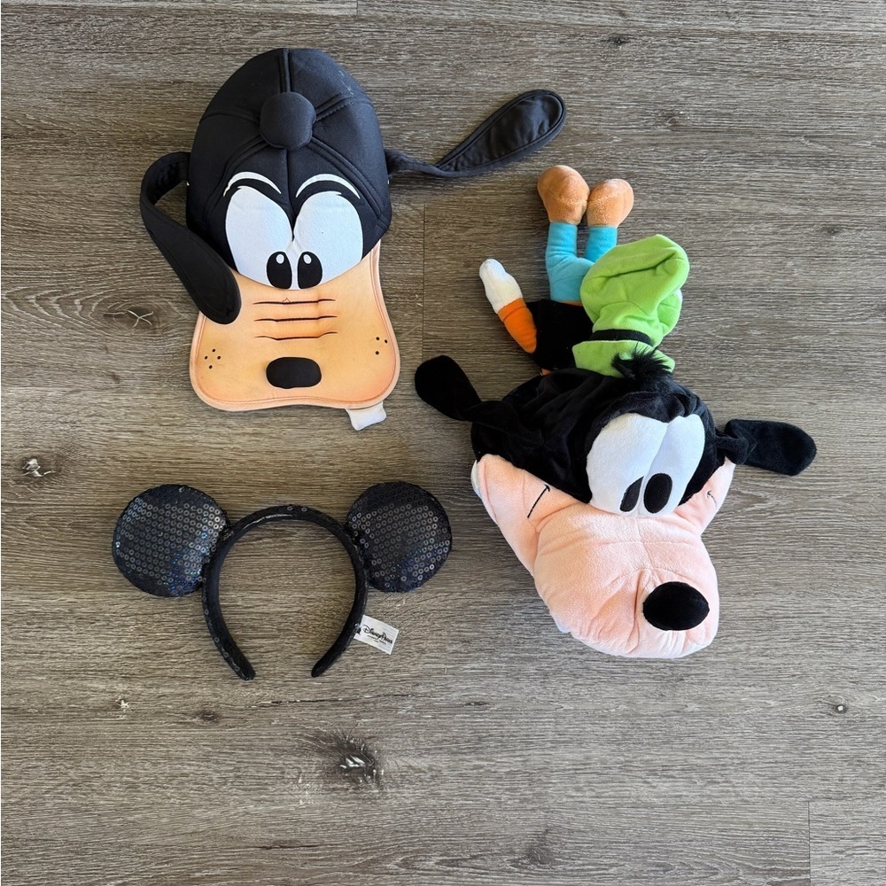 Disney Goofy Plush and Mickey Ears Set - Black, Orange, Green